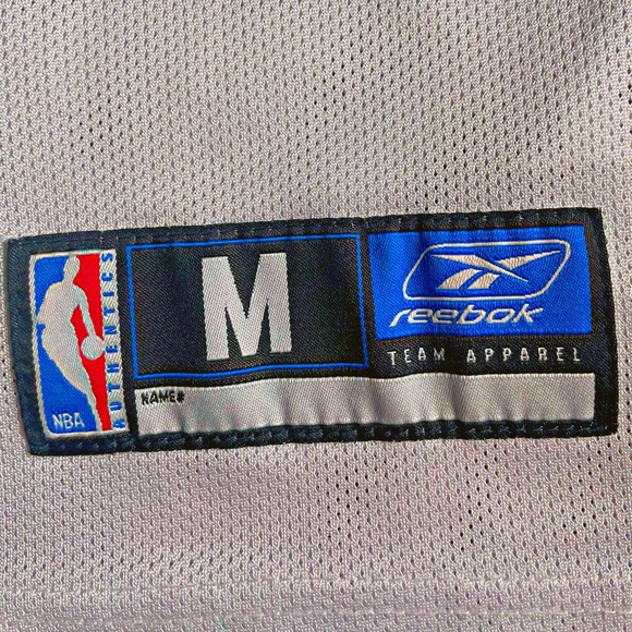 Lebron James Cleveland Cavaliers Rookie Jersey - Picture 2 of 5